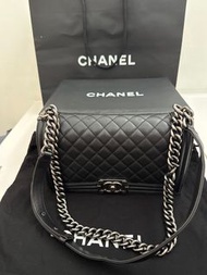 Chanel boy chanel medium 黑色銀扣 25cm bag