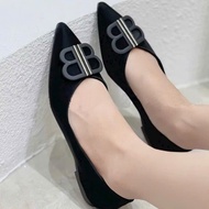 Women's shoes, pointed toe doll shoes with black buckles, super trendy of the year, code H114