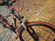 Bicycle 26吋 成人單車 鋁架 輕身 約13.5kg  21速+避震+彩車胎 A款  1238元 ，B款 1338元，C款1488元 3色選 包送貨/安裝  bbcwpbike  另改24速 