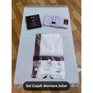 Set Hadiah Putih | Gift Box Lelaki | Sejadah Putih | Ridak | Boleh Request Ucapan