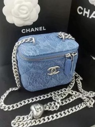 Chanel🩵23P Vanity case牛仔愛心調節扣小盒子全新未使用品有盒塵袋💖✨
