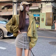 พร้อมส่ง เสื้อแจ็คเก็ต เสื้อคลุมผ้าร่ม ครอป ฮู้ดแขนยาว กันแดด กันลม แฟชั่นผู้หญิง ใส่สบาย ฟรีไซส์ อก