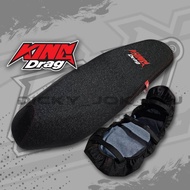 Cover Jok Motor 𝗔𝗺𝗽𝗹𝗮𝘀 𝗞𝗮𝘀𝗮𝗿 (Pakai Karet) Variasi Logo Mika Motor Vario Beatdll.