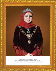 MALAYSIA GOLDEN FRAME POTRAIT / CLEAR QUALITY PORTRAIT / POTRET Bingkai Kayu AGONG & PERMAISURI PERD