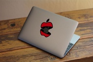 Sticker Aksesoris Laptop Apple Macbook Apple Eat Apple