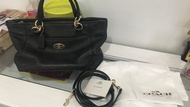 Coach preloved hitam/ coach second / coach bekas handbag / sling bag