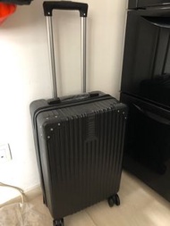 「全新特價」22寸行李喼，22寸手提行李箱，22寸登機箱，handcarry size luggage，22 inch luggage，baggage