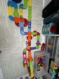 VTech 互動軌道車