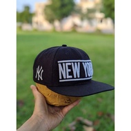 Genuine 47 brand Snapback hats and hats (2hand)