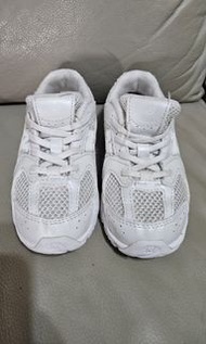 New Balance 幼兒返學波鞋 幼稚園 室內鞋