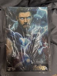 Hot Toys mms474 Marvel Avengers Infinity War Thor 1/6 Scale Collectible Figure