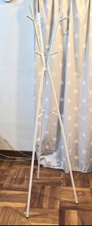 Ikea 白色簡約落地衣帽架