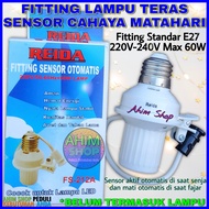 REIDA Fitting Lampu Teras Sensor Cahaya Otomatis Sinar Matahari Menyala di saat Gelap untuk Lampu LE