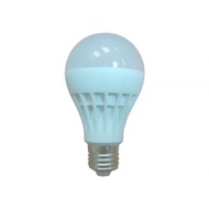 CLEARANCE!!! E27 3W, 5W, 7W, 9W LED Bulb