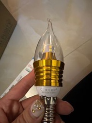 E14 暖光3W細螺頭拉尾蠟燭型LED燈泡