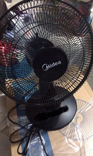 全新12吋美的風扇 Midea electrical fan 12inch