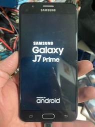 出售中古二手三星 Samsung J7手機