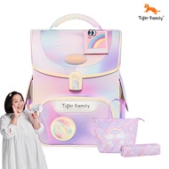 Tiger Family - 小學者守護海洋系列超輕量護脊書包Pro 2S-夢之國度-(贈品：文具2件(便當袋+鉛筆盒)-閃爍海洋)-花色送完以其他樣式替代 不另行通知
