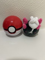 Pokemon Center 精靈球迷你玩偶 Petit Plush in Poke Ball Case 拳海參