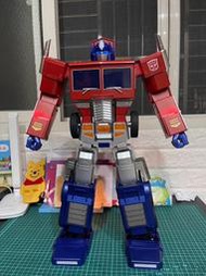 孩之寶授權 國際英文版 Robosen 樂森 變形金剛 柯博文 自動變形