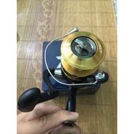 DAIWA 4000 2b fishing reel, extremely strong and smooth spinning, same as picture, cheap price iokjg