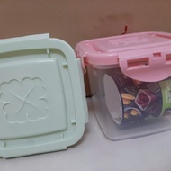 SQUARE PLASTIC BOX IN SEALED LID 11,5x11,5x10cm - 650ml