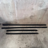 HONDA JAZZ FIT GD1 GD3 Outside Window Moulding Outer Door Glass Moulding Rubber IMPORTED FROM JAPAN 