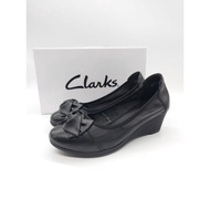 Women's Clarks Wedge Shoes / Clarks threaded wedge shoes / Clarks RG-1188 Wedges