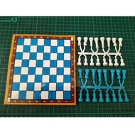 Mini chess / chess / chess paper