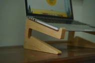 Terbaru Stand Laptop Kayu Dudukan Laptop