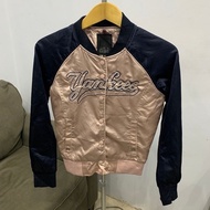 Varsity MLB jacket woman S