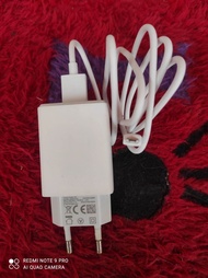 charger oppo 1 AMPER cas oppo A3s A1k F1 A37 A39 A57 A59 A71 A83 original bawaan hp (BEKAS)