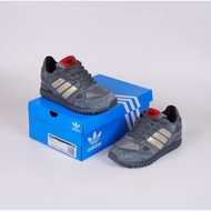 Adidas ZX 750 Dark Grey shoes