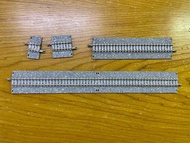 Brand new N Scale Tomix Light Grey  Covered  S Track, 4 sizes.  ใหม่เอี่ยม N Scale Tomix Light Grey 