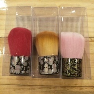 brush powder/ blusher