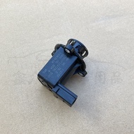 Turbocharger Solenoid Valve EA211 EA888Engine 06H145710D 06H 145 710D