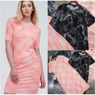 DKN•IU dress with round neck, paper cotton fabric - cool fabric.