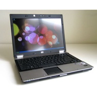 HP EliteBook  - 14.1" - Core 2 Duo P8700 - 2 GB RAM - 250 GB HDD