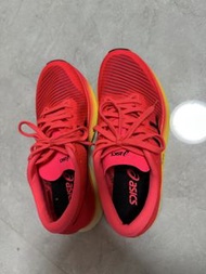 ASICS METASPEED SKY+ 跑鞋