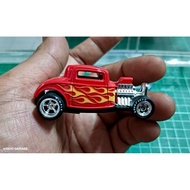 HOTWHEELS '32 FORD REMOVE RIVET WITH RUBBER TYRE