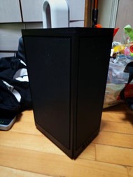 Corsair 2000d itx 機箱 黑色