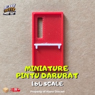 1: Miniature Emergency Door64 - Workshop & Building Diorama Accessories Diorama 1/64