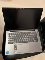 Lenovo ideapad 3 i5 12代 8gb ram 512gb SSD