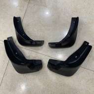 Nissan Sunny car wheel fenders, set of 4 fenders with screws