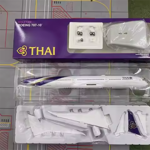 Assembled Passenger Aircraft Model Hogan Wings 34cm Scale 1/200 12158 Thai Airways B787-10 Airplane 