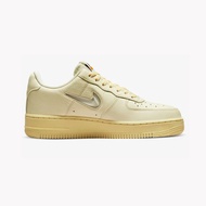 Nike Women's Air Force 1 '07 LX