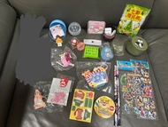最後清屋$25圖中全部全新小朋友/兒童玩具/小獎勵禮物，共18樣。包括mario菇仔鎖匙扣、lego、chikawa puzzle、過3關及包剪揼玩具、魔術玩具、按按樂、frozen and melo