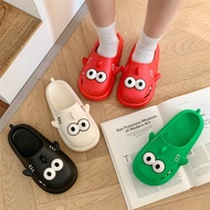 chloe slippers sab slippers Kartun sandal hiu Selipar dan selipar wanita memakai kartun comel di dal