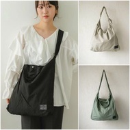 日本 RODE SKO 黑灰綠色尼龍布 伸縮肩帶 斜咩袋