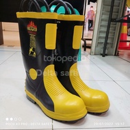 Sepatu Pemadam Kebakaran Harvik Fire Fighting Magnum Original
